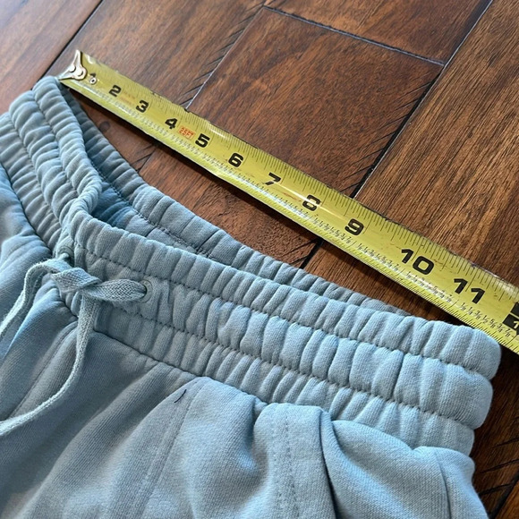 Coca-Cola X Puma Women's Slate  Shorts size Small - Picture 9 of 12